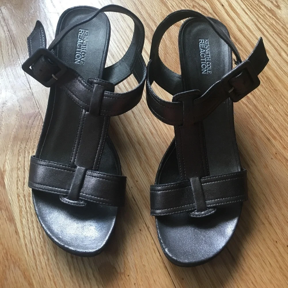Kenneth Cole Reaction Sandals